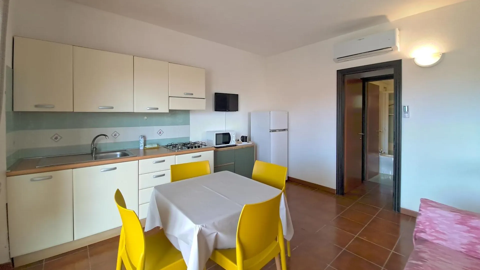Residence Arcobaleno San Teodoro  Prázdninový dům San Teodoro (Sardinia)